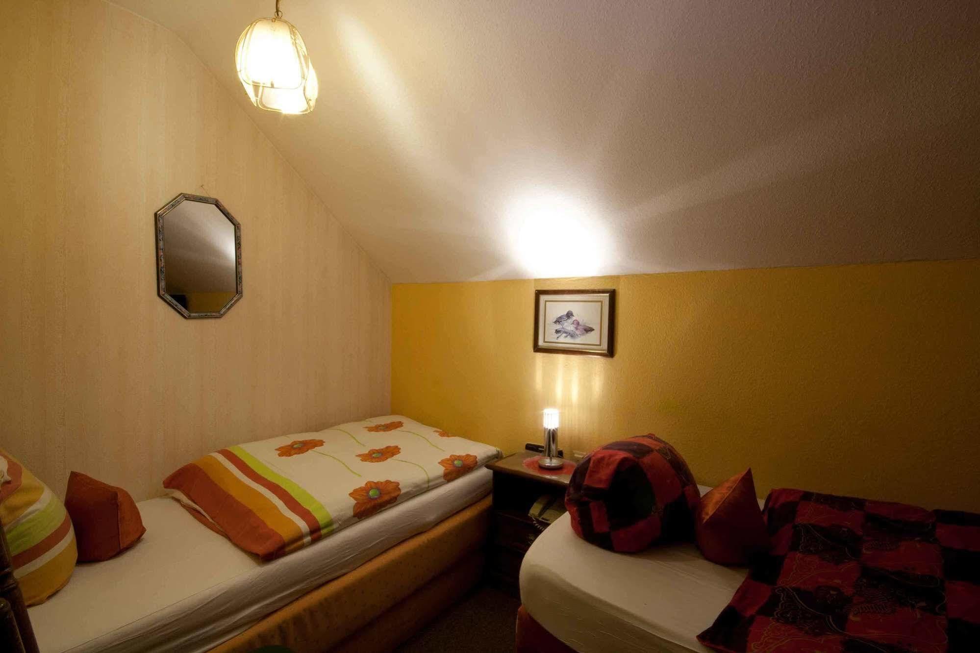 Hotel Attache Raunheim Eksteriør billede